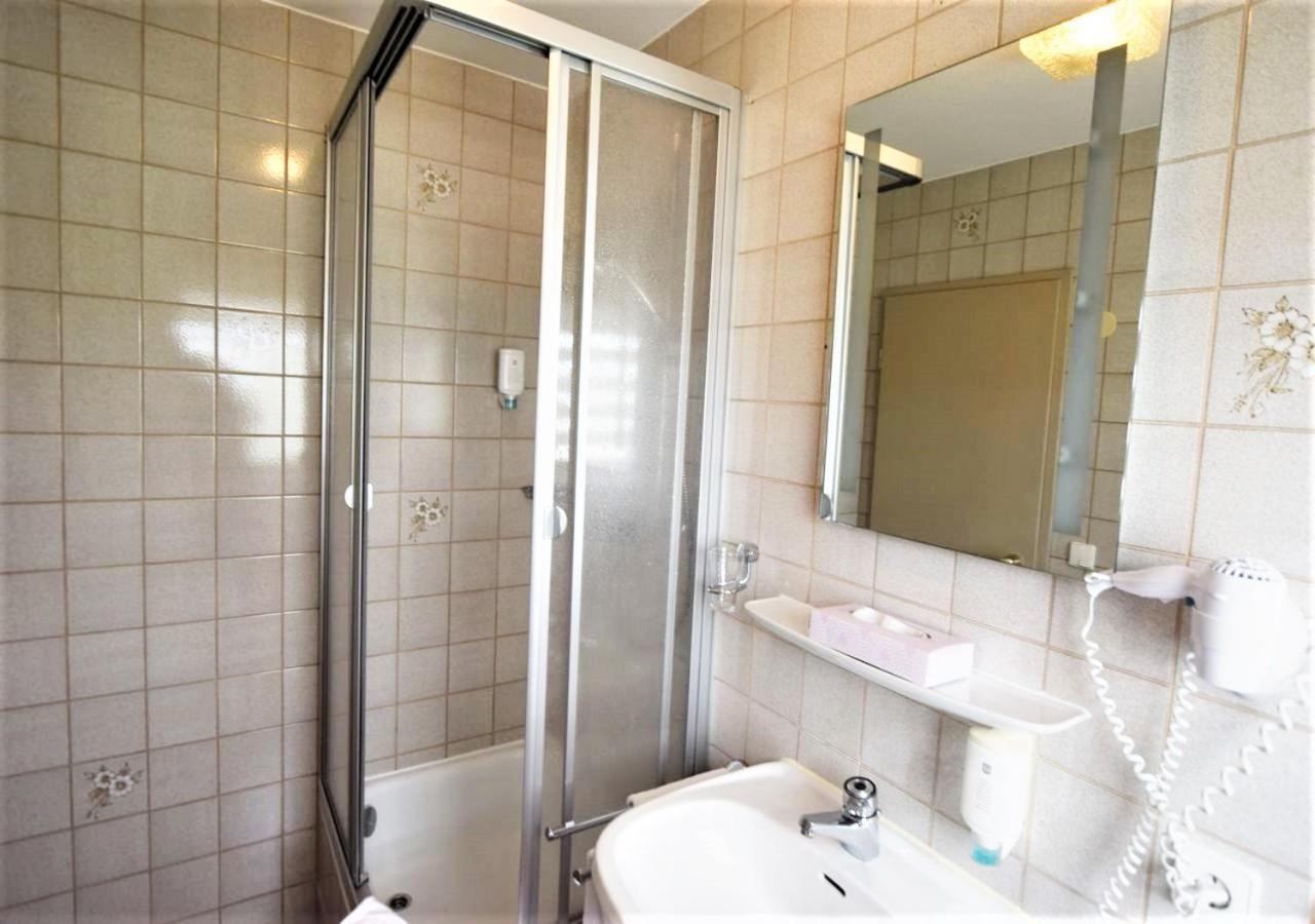 Hotel Alena - Kontaktlos Check-In Filderstadt Bagian luar foto