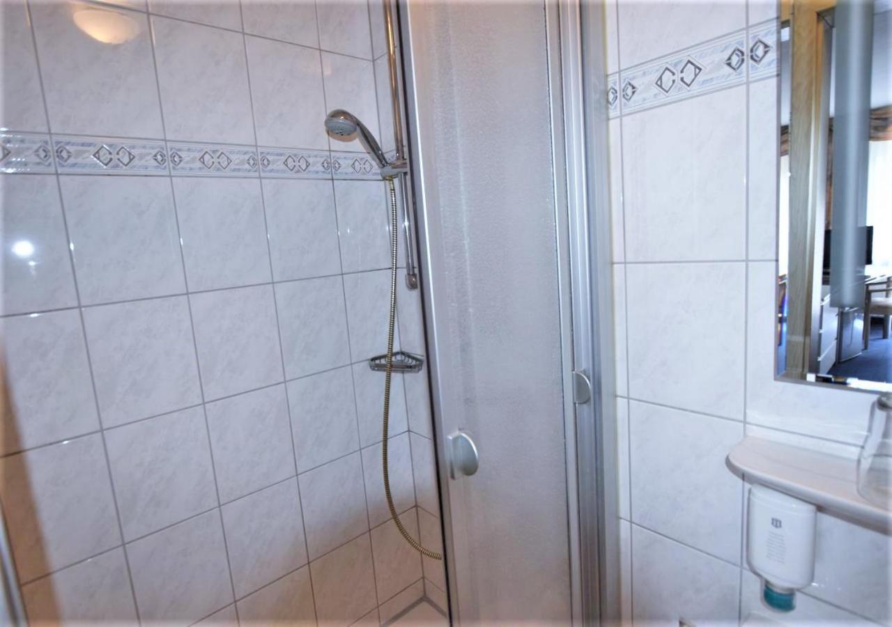 Hotel Alena - Kontaktlos Check-In Filderstadt Bagian luar foto